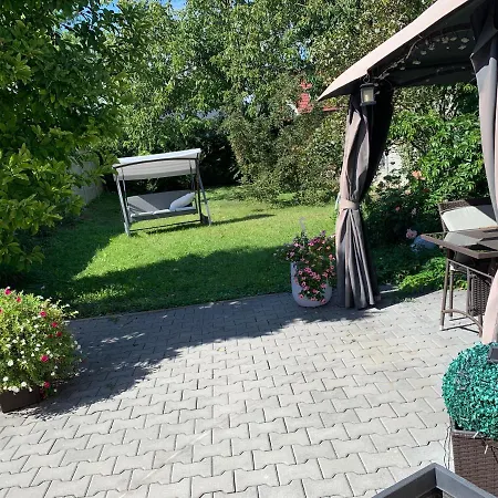 Alia House With Garden In Piest'any