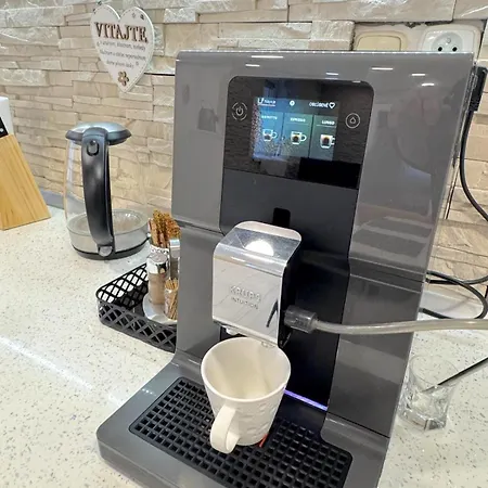 Alia House With Garden In *