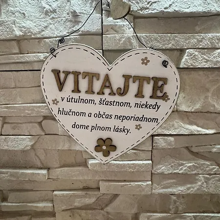 Hébergement de vacances Alia House With Garden In Piest'any