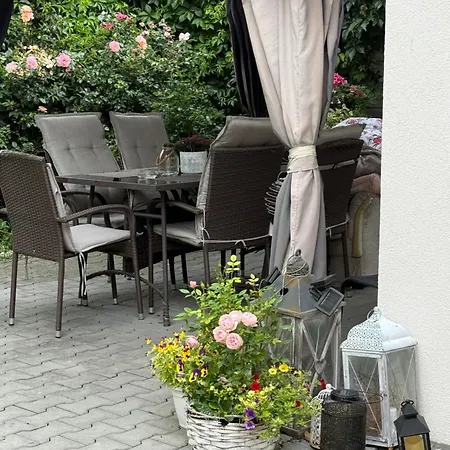 Alia House With Garden In Prázdninový dům *
