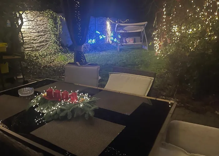 Alia House With Garden In Casa vacanze Piest'any
